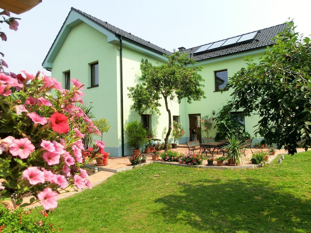Vila Evicka Sobotka Esterno foto
